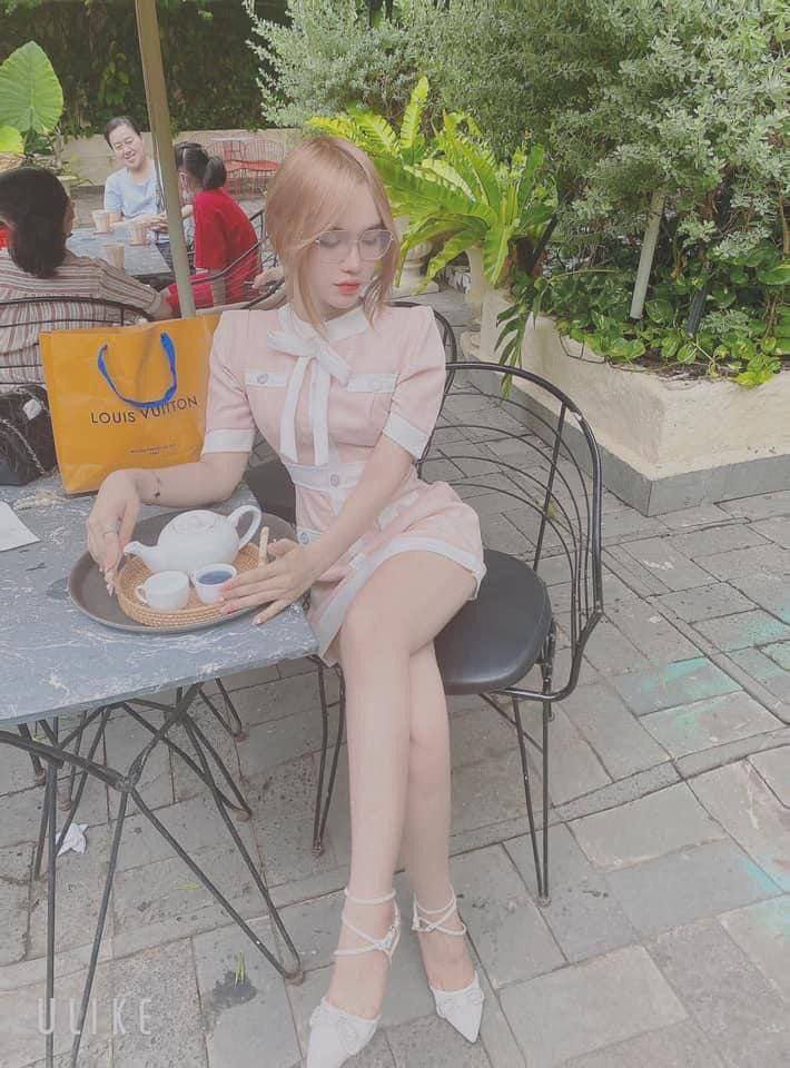 Chồng đi vắng vợ ngon ở nhà thông dâm cùng hàng xóm